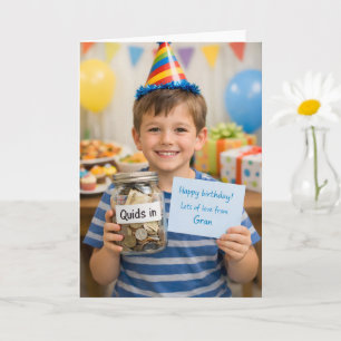 Tarjeta de cumpleaños con quid y tarro de dinero d