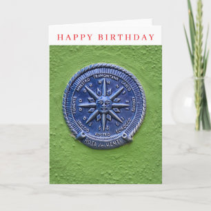 Tarjeta de cumpleaños con signo redondo de direcci