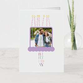 Tarjeta de cumpleaños con tarta y foto con lámina