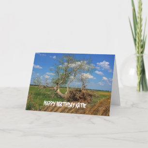 Tarjeta de cumpleaños de árbol caído