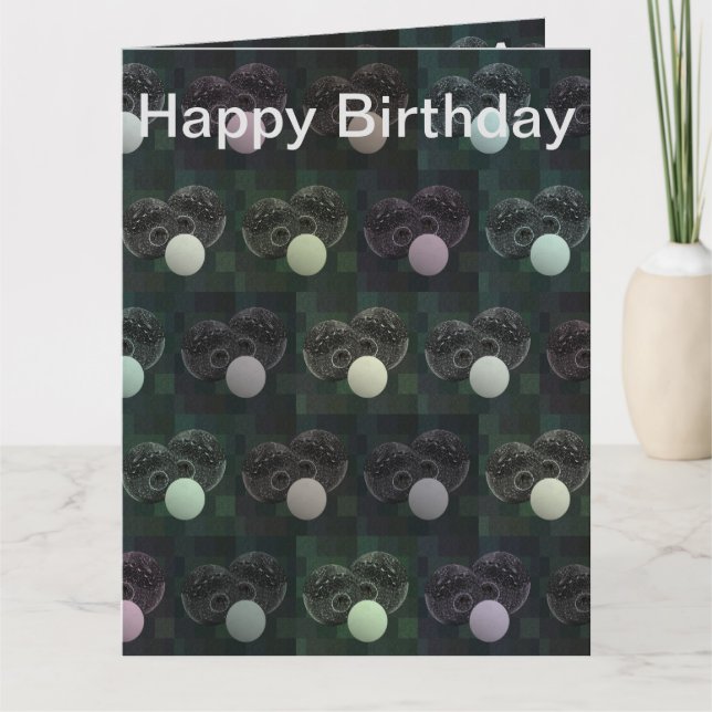 Tarjeta de cumpleaños de boles de césped moteados  (Anverso)