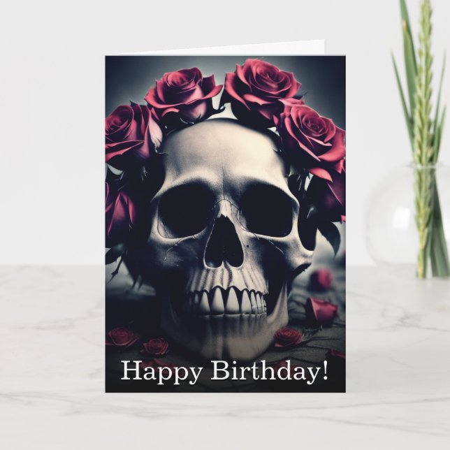 Tarjeta de cumpleaños de cráneo floral gótico y ro (Anverso)