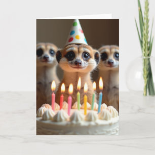Tarjeta de cumpleaños de criatura con velas