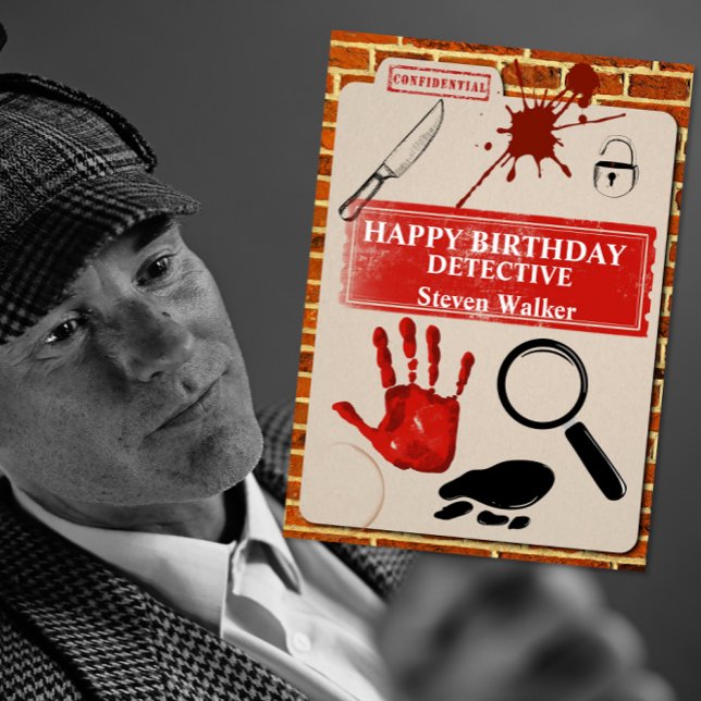 Tarjeta de cumpleaños de detective en la escena de (Subido por el creador)