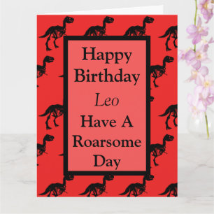 Tarjeta de cumpleaños de dinosaurios ruidosa perso