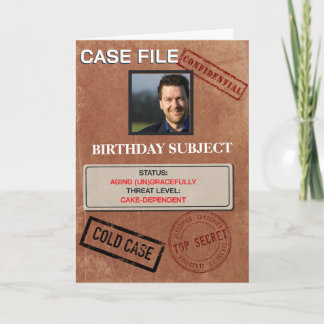 Tarjeta de cumpleaños de expediente de caso de cri