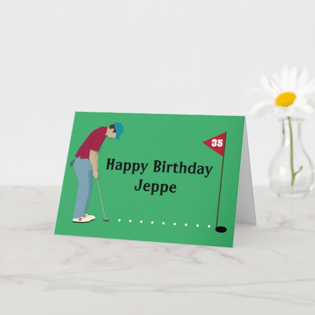 Tarjeta de cumpleaños de Golfer Putting Golf Ball (Planta pequeña)