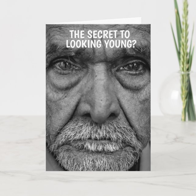 TARJETA DE CUMPLEAÑOS DE HOMBRE VIEJO PARA ÉL (Anverso)