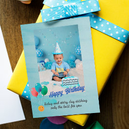 Tarjeta de cumpleaños de los niños con globo azul 