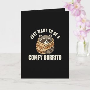 Tarjeta de cumpleaños de mapache burrito cómodo