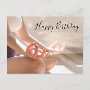 Tarjeta de cumpleaños de meditación de yoga el ded