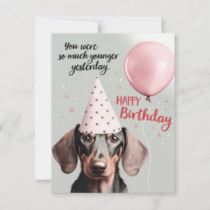 Tarjeta de cumpleaños de perro de Dachshund con Go
