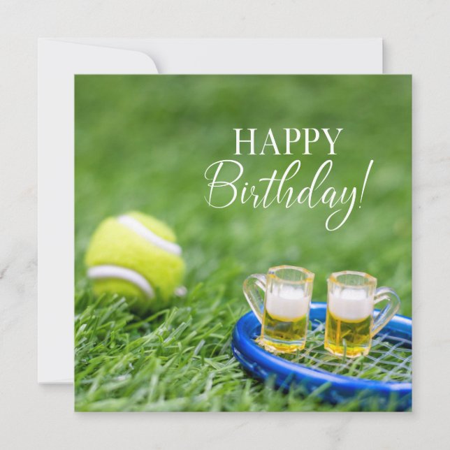 Tarjeta de cumpleaños de tenis con bola y cerveza  (Anverso)