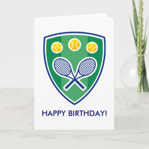 Tarjeta de cumpleaños de tenis con emblema de raqu