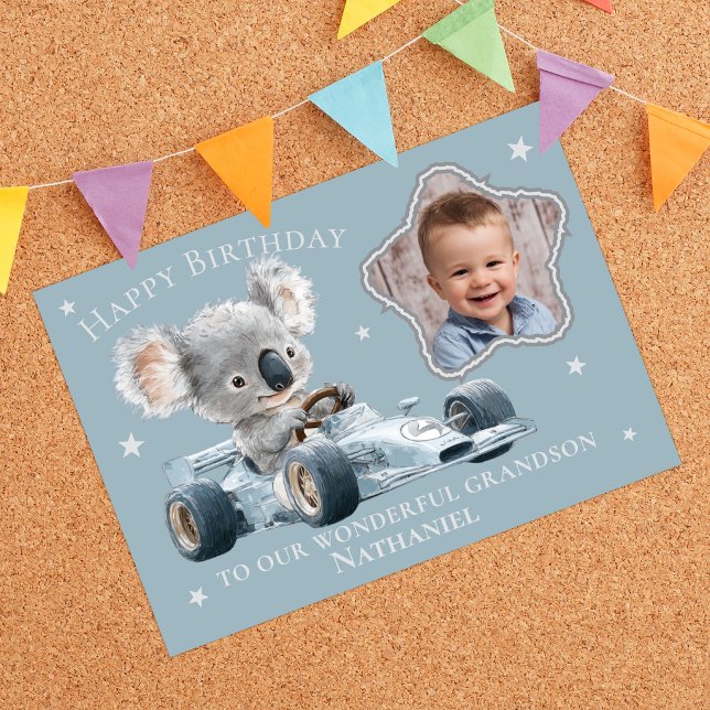 Tarjeta de cumpleaños de un koala en un coche de c (Subido por el creador)
