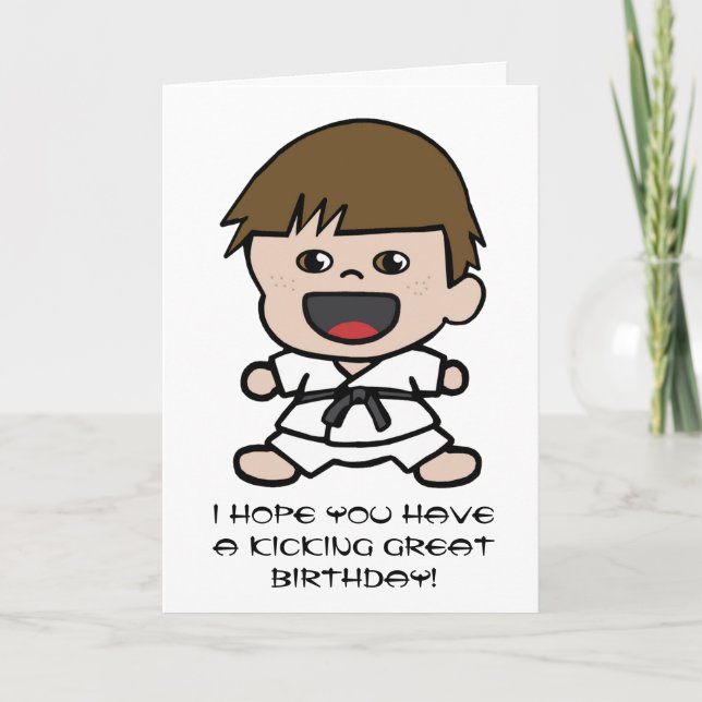 Tarjeta de cumpleaños del karate del muchacho (Anverso)