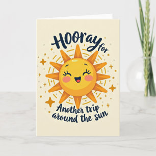 Tarjeta de cumpleaños del sol dorado