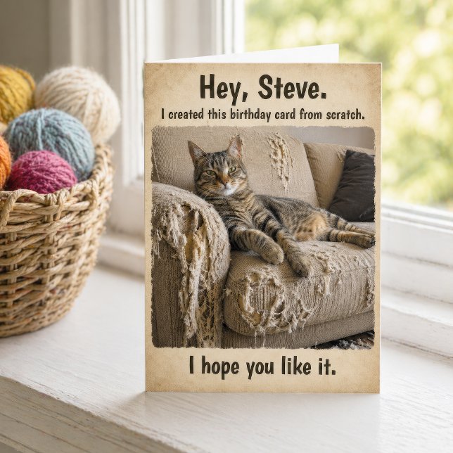 Tarjeta de cumpleaños divertida de sofá de gato pe (Subido por el creador)