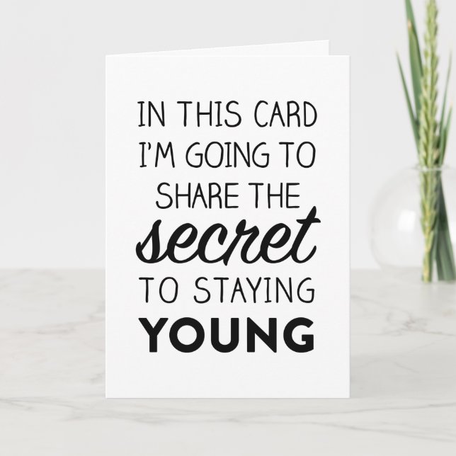 Tarjeta de cumpleaños divertida: El secreto a (Anverso)