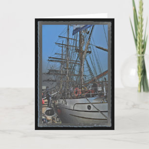 Tarjeta de cumpleaños en puerto