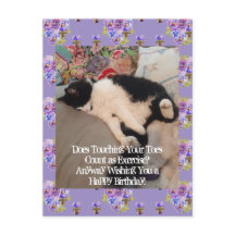 Tarjeta de cumpleaños feliz gato esmoquin tocando 