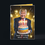 TARJETA DE CUMPLEAÑOS HUMORÍSTICOS DE DONALD TRUMP<br><div class="desc">TARJETA DE CUMPLEAÑOS DONALD TRUMP con TRUMP sosteniendo un colorido pastel de cumpleaños fantástico con velas encendidas. Se pueden modificar todo el texto y las fuentes.</div>