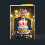TARJETA DE CUMPLEAÑOS HUMORÍSTICOS DE DONALD TRUMP<br><div class="desc">TARJETA DE CUMPLEAÑOS DONALD TRUMP con TRUMP sosteniendo un colorido pastel de cumpleaños fantástico con velas encendidas. Se pueden modificar todo el texto y las fuentes.</div>