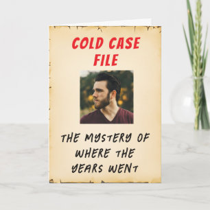 Tarjeta de cumpleaños inspirada en Criminal Minds