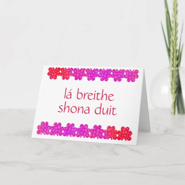 Tarjeta de cumpleaños irlandesa Red Shamrock (Anverso)