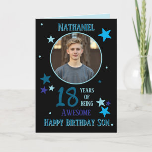 Tarjeta de cumpleaños número 18 para hijo con una