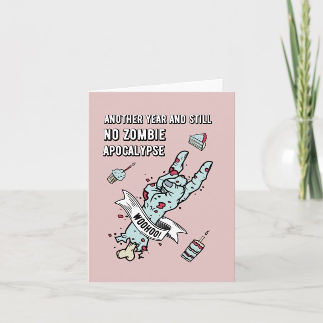 Tarjeta de cumpleaños - Otro año y todavía no hay  (Anverso)