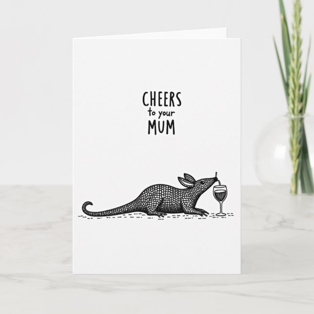 Tarjeta de Cumpleaños para Mamá con Armadillo (Anverso)
