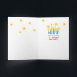 Tarjeta de cumpleaños patriótica Brother<br><div class="desc">La guinda de este pastel de 2 capas son las estrellas rojas,  blancas y azules y las rayas con velas y chispas encima. Expresa tus felices deseos a tu hermano de cumpleaños. También puede ser personalizar de cualquier nombre u otra relación.</div>