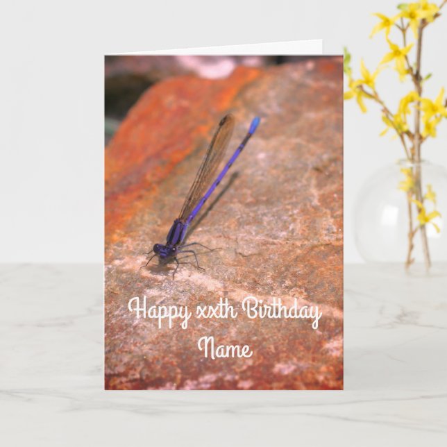 Tarjeta de cumpleaños personalizada Damselfly Drag (flor amarilla)