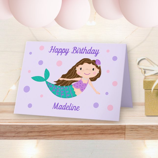 Tarjeta de cumpleaños púrpura con nombre personali (Subido por el creador)