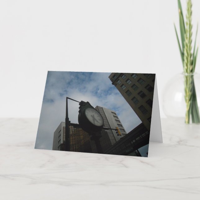 Tarjeta de cumpleaños "Reloj de Duluth inclinado" (Anverso)