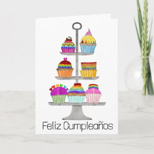 Tarjeta de cupcakes de color arcoiris para cumplea