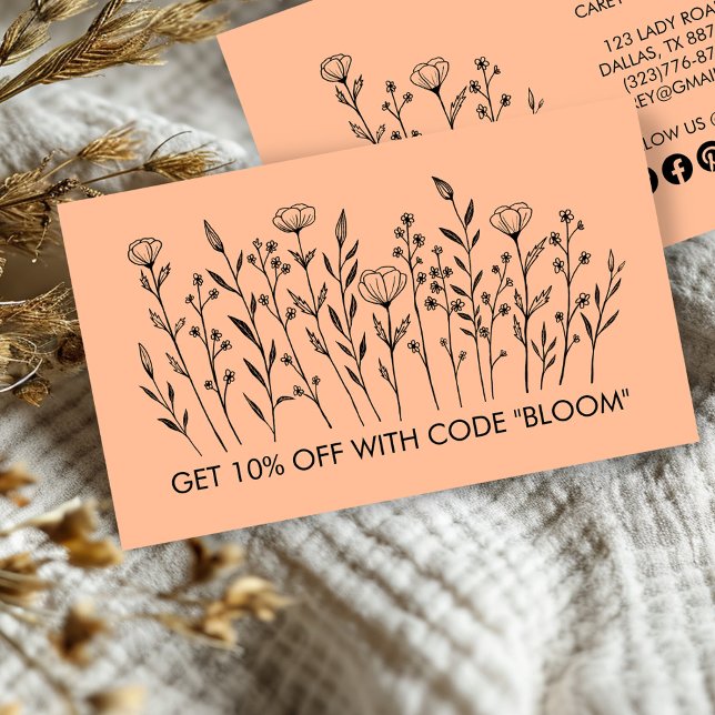 Tarjeta De Descuentos Moda Elegante Flores Silvestres Línea Iconos Socia (Chic Elegant Wildflowers Line Art Social Icons Discount Card
Feminine ELegant Girly Business card)