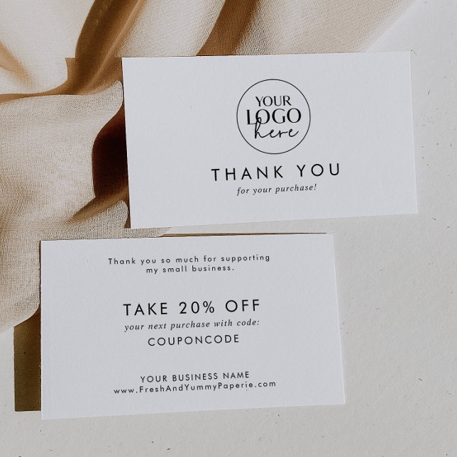 Tarjeta De Descuentos Moda Typography Business Logo Gracias (Subido por el creador)
