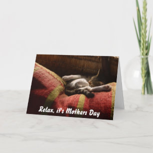 Tarjeta de Día de la Madre del gato durmiendo en e