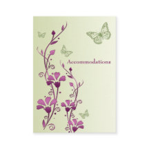 Tarjeta de envoltura de mariposas moradas y verdes