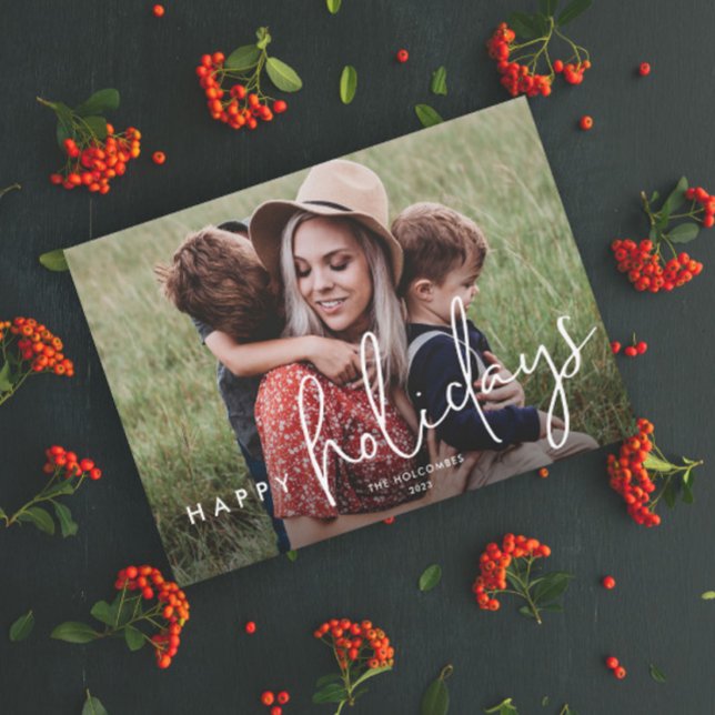 Tarjeta de Felices Fiestas con Foto Simple de Letr (Modern Script Happy Holidays Photo Holiday Card with Handwritten Typographic Overlay.)