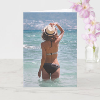 Tarjeta de felicitación con fotos de chica en biki