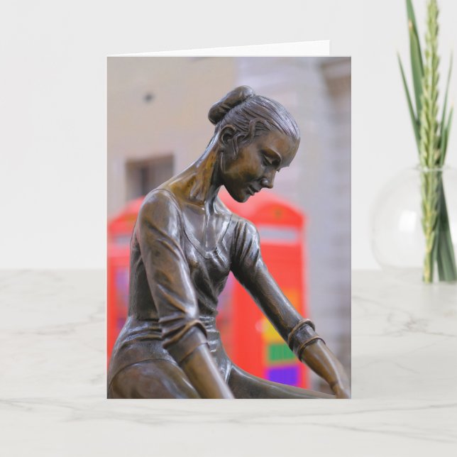 Tarjeta de felicitación de estatua de bailarina (Anverso)