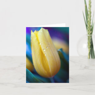Tarjeta de felicitación de flor de tulipán amarill