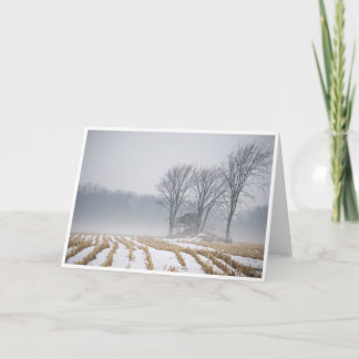 Tarjeta de felicitación de niebla del paisaje del