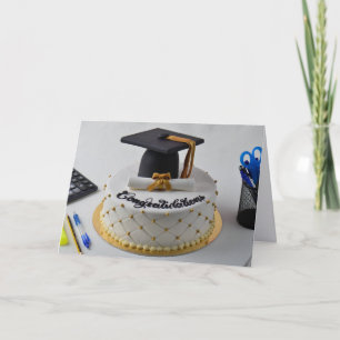 Tarjeta de felicitación de pastel de graduación