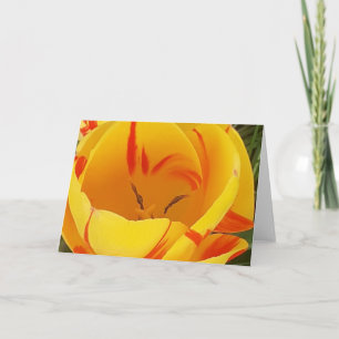 Tarjeta de felicitación de tulipanes amarillos