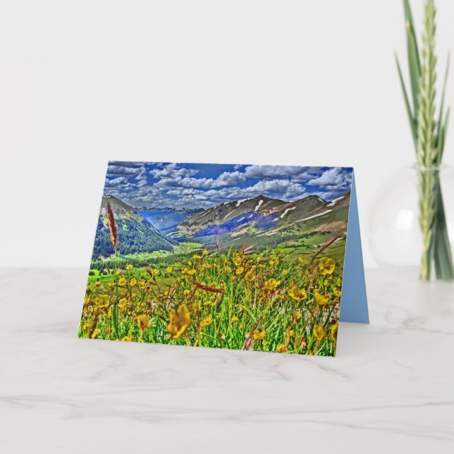 Tarjeta de felicitación del paisaje de la montaña (Anverso)