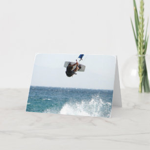 Tarjeta de felicitación del salto de Kiteboarding
